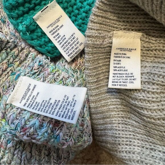 Bundle of 3 American Eagle knit beanies, gray, teal, multicolor - Picture 3 of 3